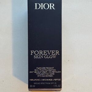 New Unopened Dior Forever Skin Glow Flawless Radiant Skin True Foundation